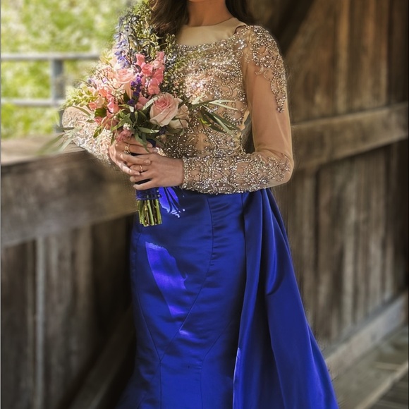 This is a RACHEL ALLAN dress, it’s beautiful. Only wore once, for prom. - Picture 4 of 5